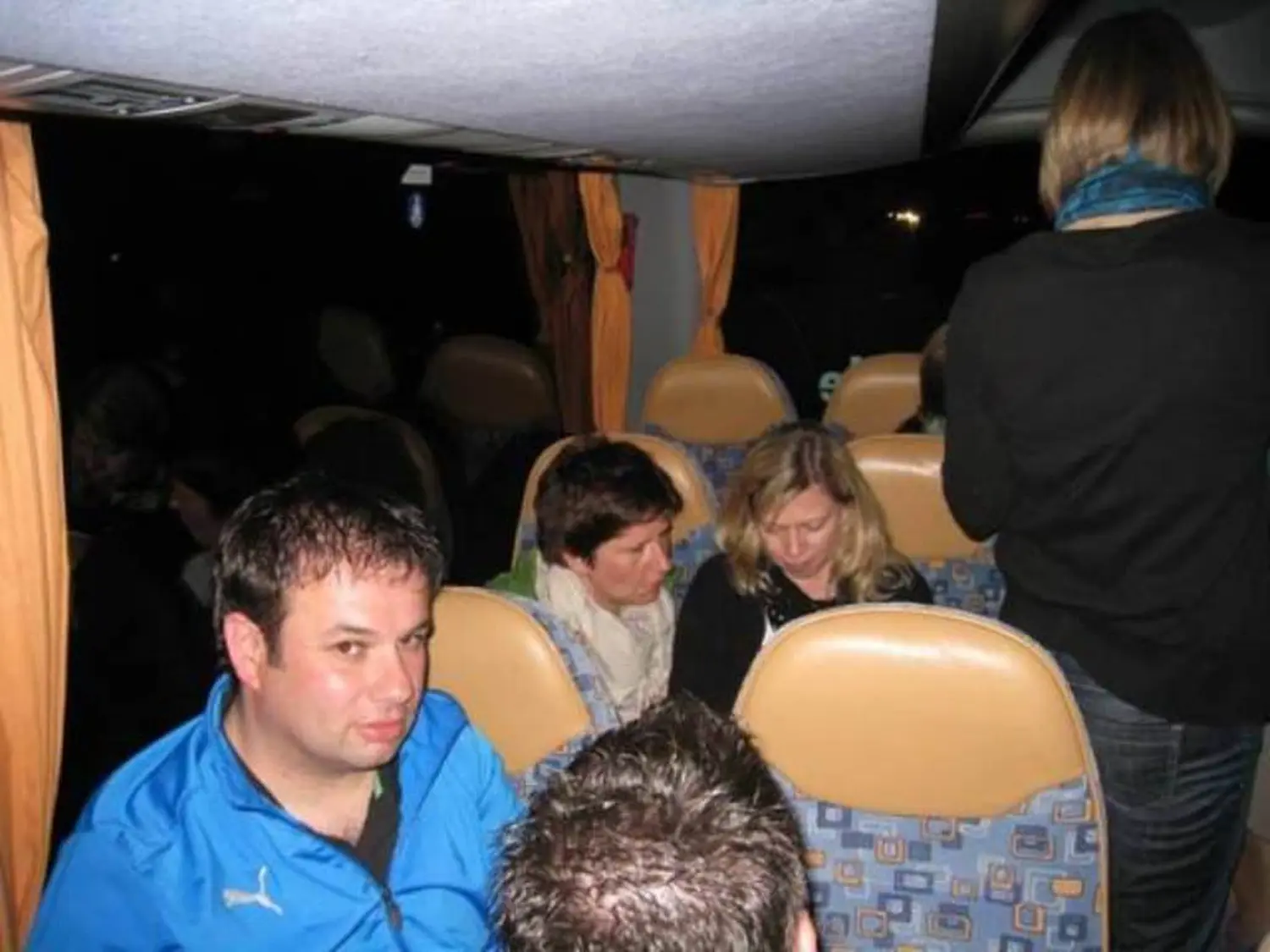 Menschen in ischgl-30.03.2012 von Längestadl